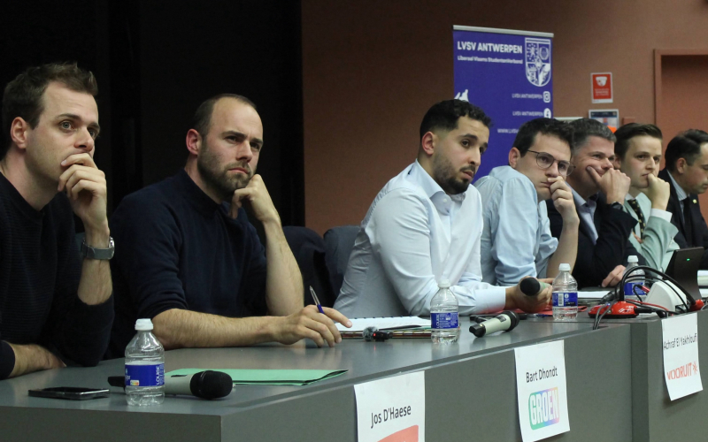[openingsdebat_LVSV] (© [Lina Goethals] | dwars) 