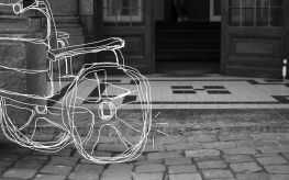 rolstoel en ontoegankelijke campusgebouwen (© Lisa Decré, Lize D’haese en Stine Moons | dwars)