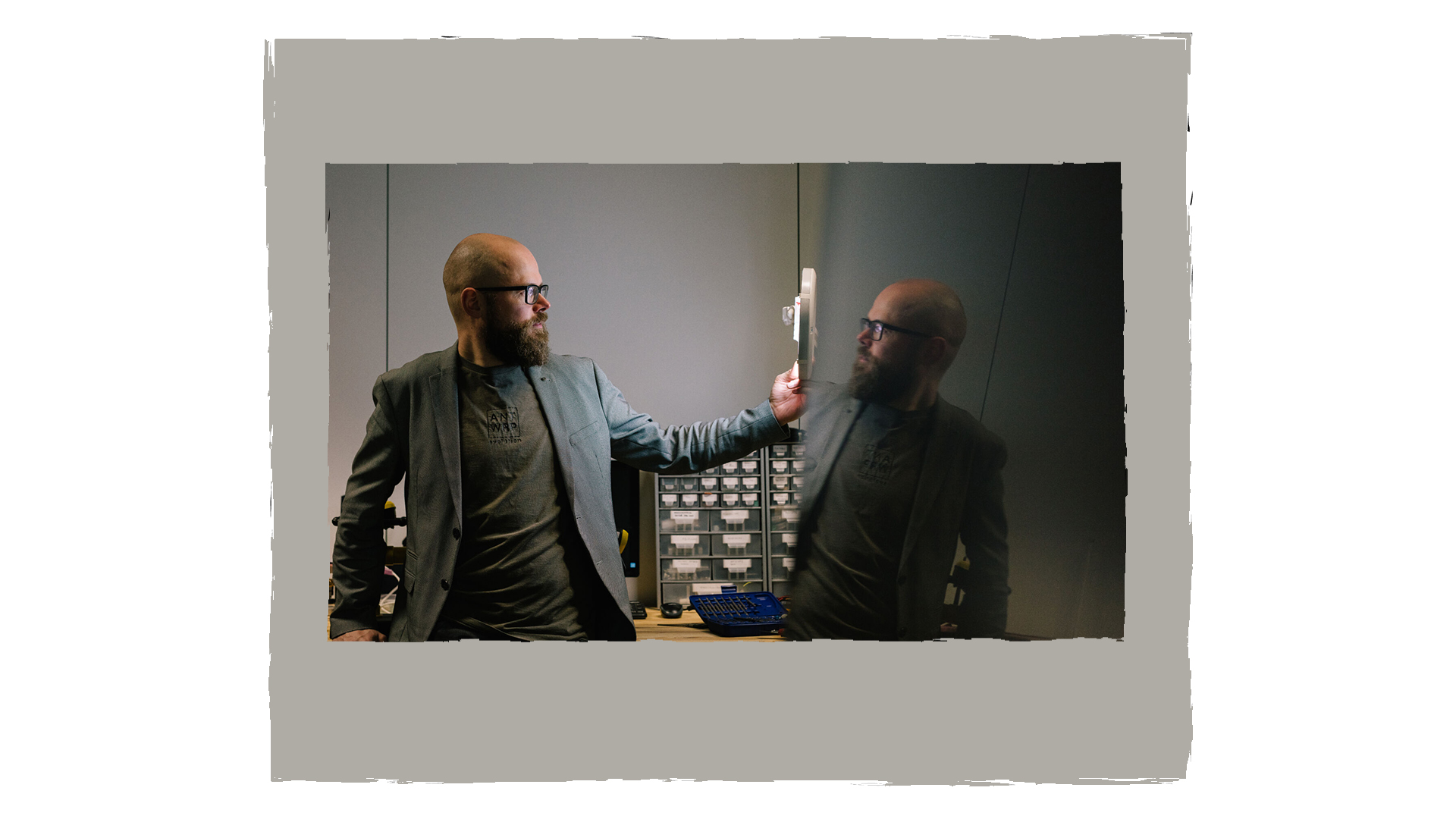  [ALLES OVER ONDERZOEK EN BIER MET VICERECTOR MAARTEN WEYN] (© [UAntwerpen (extern)] | dwars) 